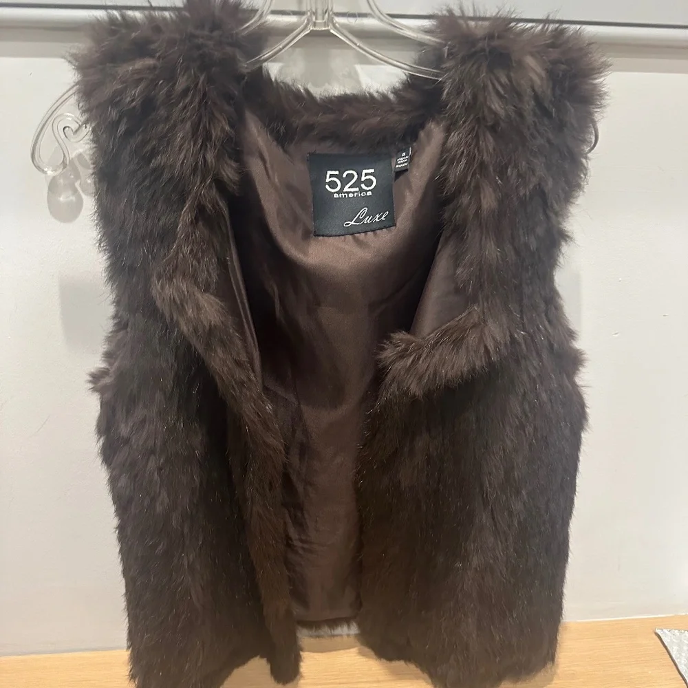 525 America Revolve Women’s Natural Rabbit Fur Brown Vest Small - Picture 1 of 13